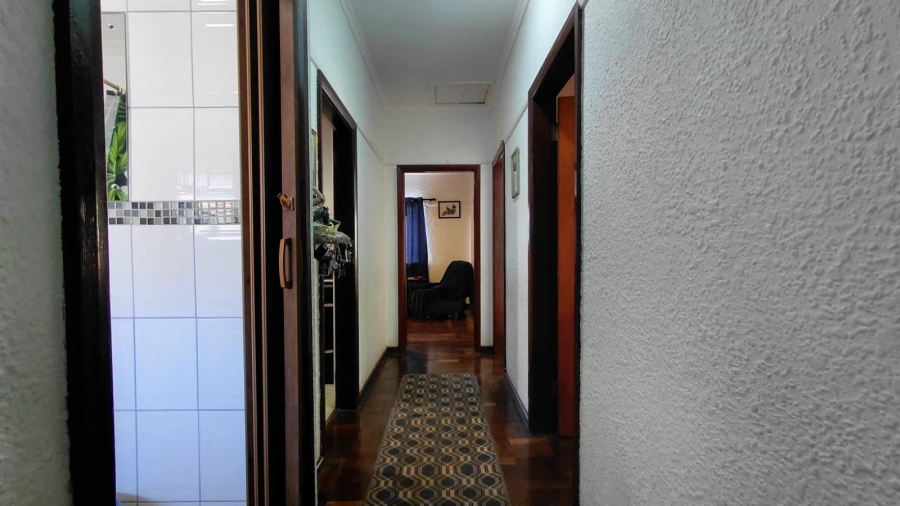 3 Bedroom Property for Sale in Diep River Western Cape